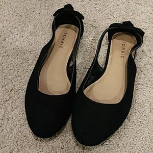 Torrid bow flats